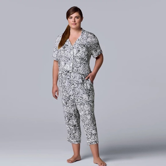 Plus Size Pajamas Plus Size Pajamas - Picture 3 of 4